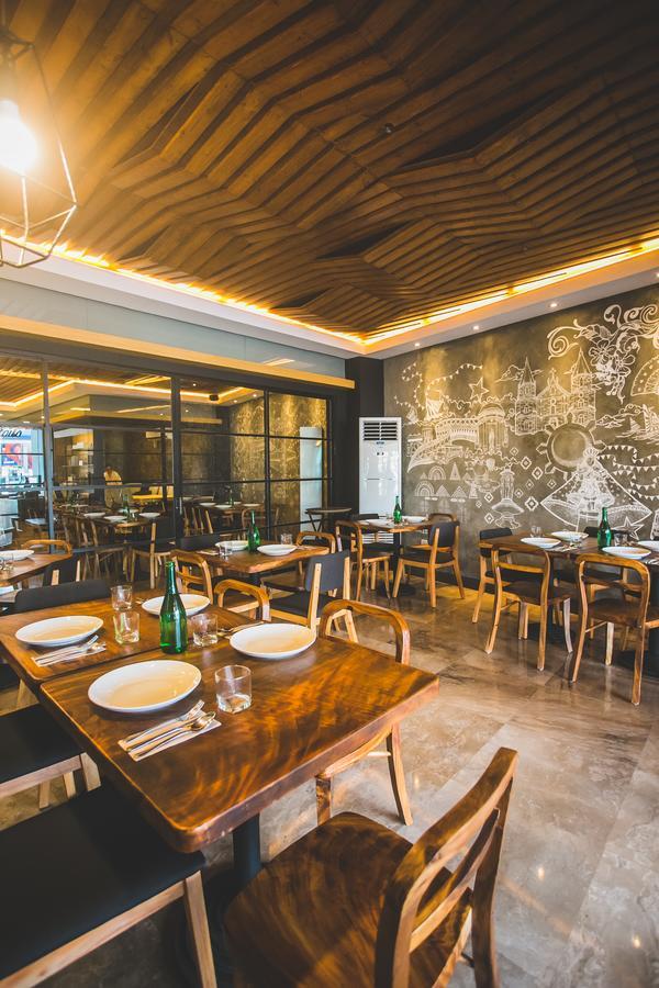 La Fiesta Hotel Iloilo Zewnętrze zdjęcie