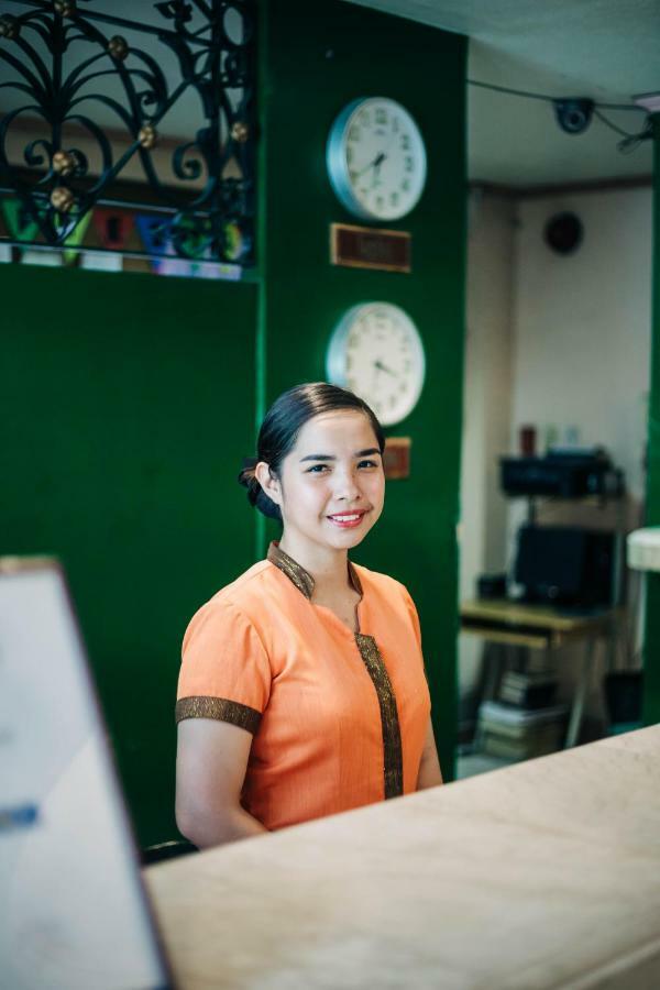 La Fiesta Hotel Iloilo Zewnętrze zdjęcie