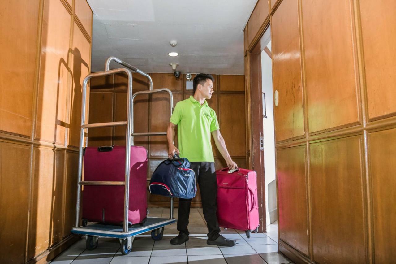 La Fiesta Hotel Iloilo Zewnętrze zdjęcie