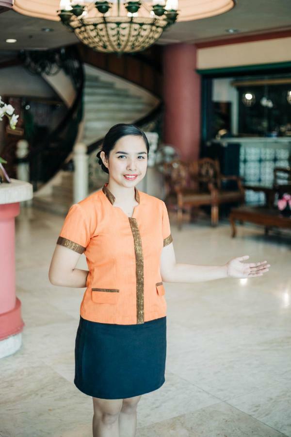 La Fiesta Hotel Iloilo Zewnętrze zdjęcie